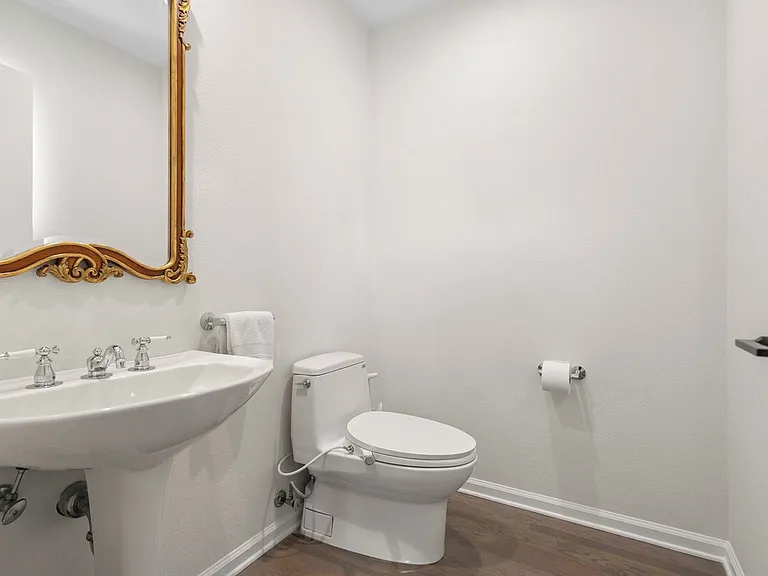350 Firehouse Ct — Photo 16