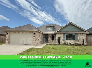 927 Fair Oaks St, Tontitown, AR 72762
