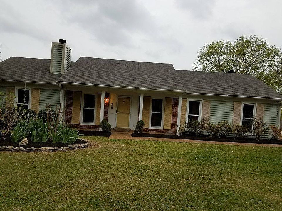 1st image of 632 Riverview Dr