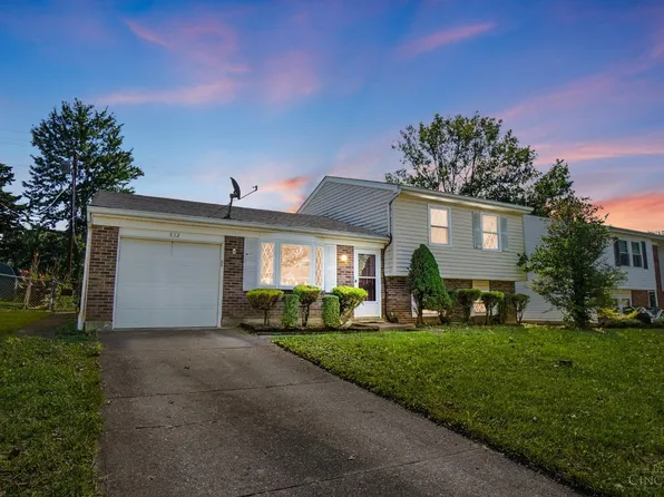 832 Suncreek Ct, Cincinnati, OH 45238
