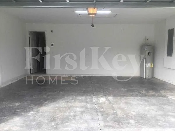 991 SW Dubois Ave — Photo 10