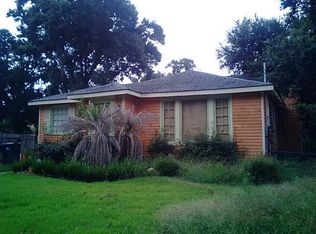 1450 Riviera Ave, New Orleans, LA 70122