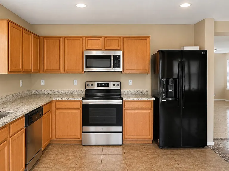 122 Rummel Dr — Photo 8