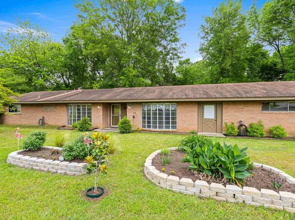 200 W Branch St, Longview, TX 75604