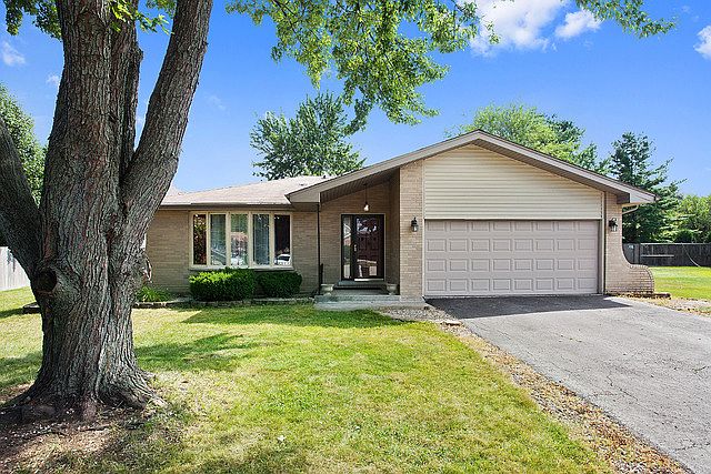 1st image of 12049 Meadowland Dr