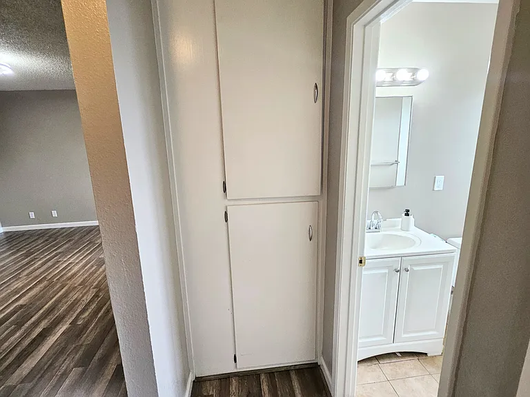 253 N Walnut Ave — Photo 16