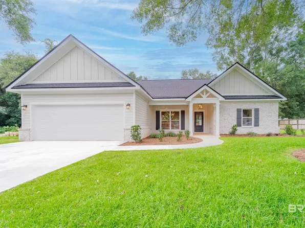 7079 Country Oaks Dr N, Irvington, AL 36544