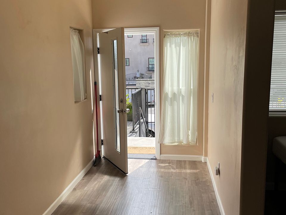 1st image of 841 S Walker Ave #1208