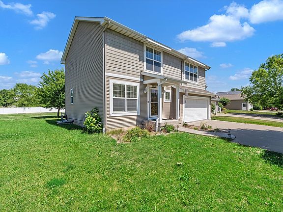 2nd image of 5922 Valley Dr