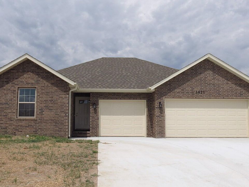 1st image of 3821 W Riley Street