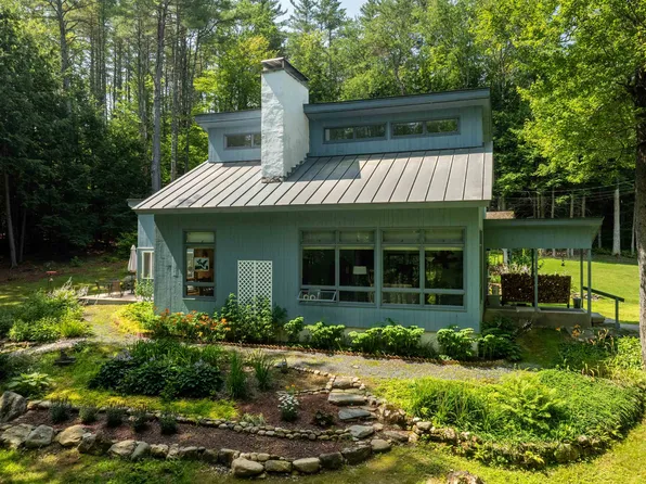 281 Evergreen Terrace, Springfield, VT 05156