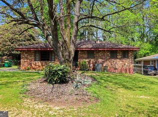7019 Lakeview Ln, Doraville, GA