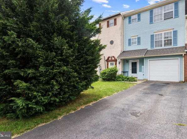 1007 Old Forge Rd, New Castle, DE 19720