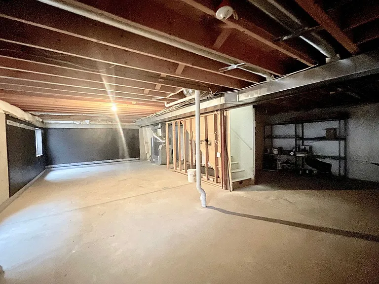 6675 Stonehedge Dr — Photo 38