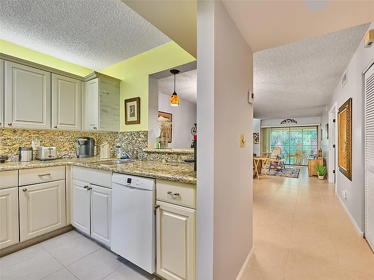 10143 Mangrove Dr #303 — Photo 26