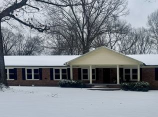 607 Oak Shadow Dr, New Johnsonville, TN 37134