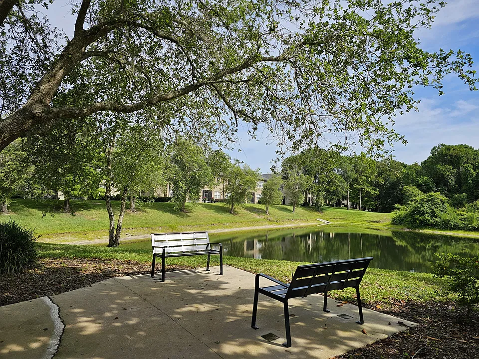 12301 Kernan Forest Blvd #1600