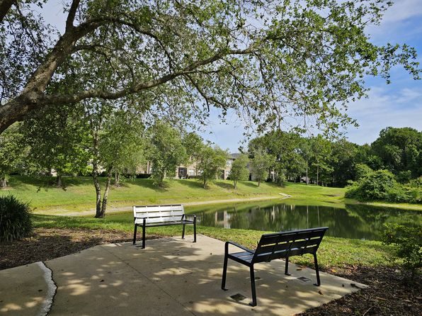 12301 Kernan Forest Blvd #1600