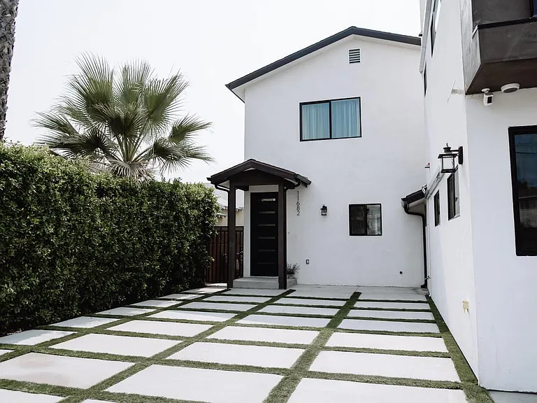 11682 Erwin St — Photo 100