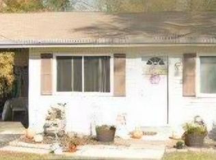 11051 Bernice Ave, Saint Ann, MO 63074