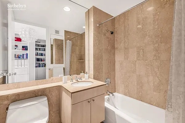 Sold by Sotheby's International Realty | media 10