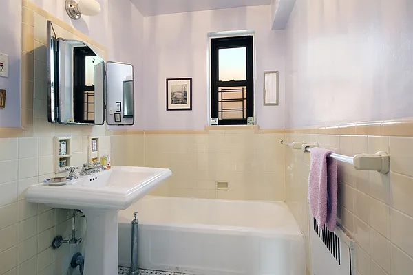 Sold by Corcoran | media 14