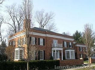 15 Waverly Ln, Grosse Pointe Farms, MI 48236