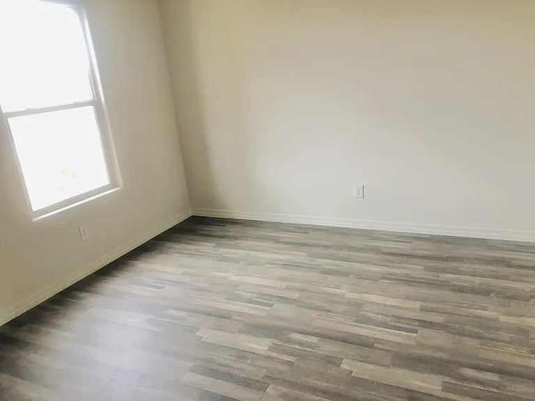 Flex room