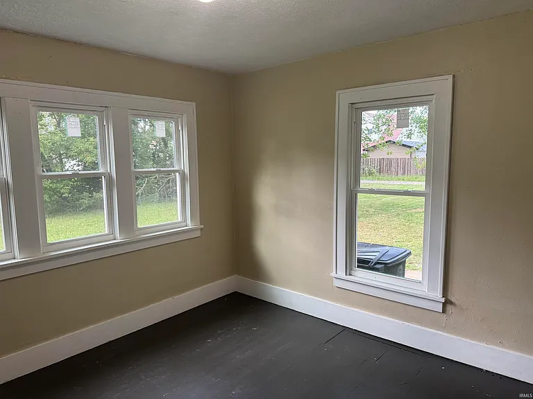 1134 N Johnson St — Photo 9