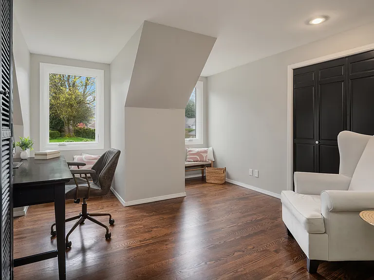 17206 SE 46th St — Photo 24