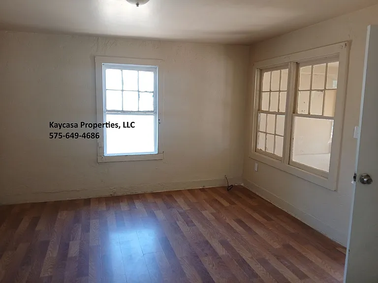 1121 N Mesquite St — Photo 4