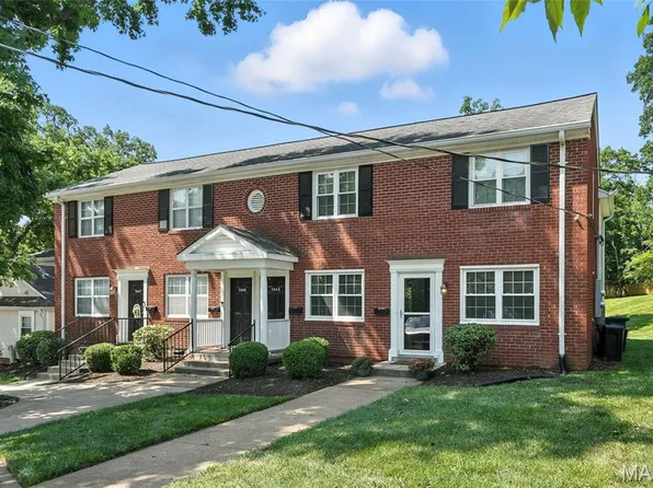 1541 Swallow Dr, Saint Louis, MO 63144