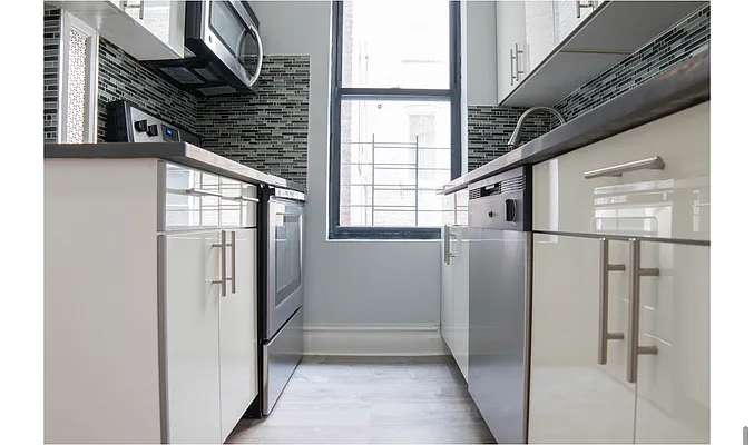 Rented by Shamco Management Corp | media 17