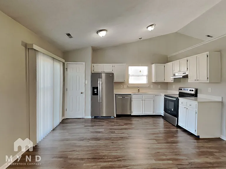 3704 N Bearwood Dr — Photo 3