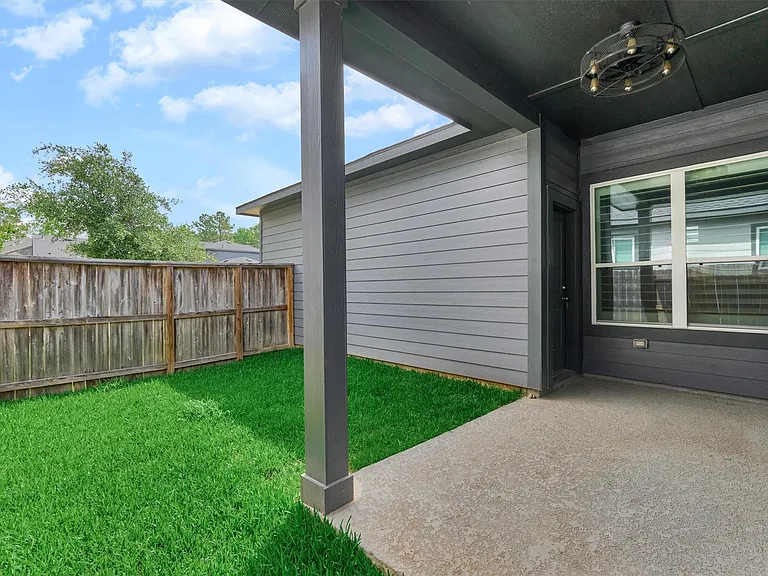 222 Thistle Dr — Photo 41