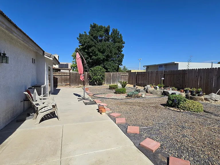 8719 Starfish Dr — Photo 20