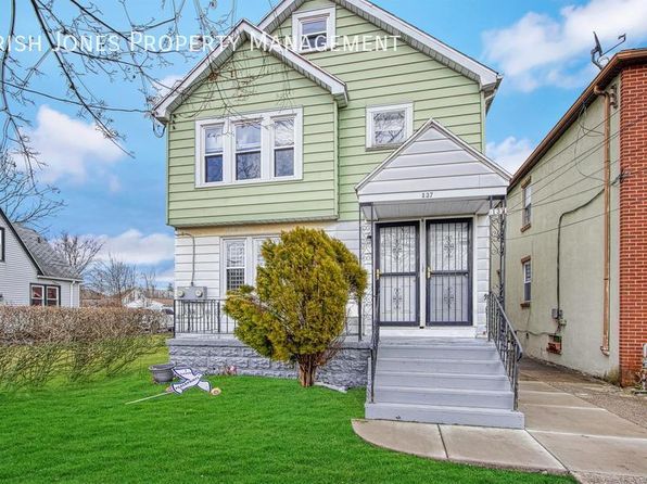 137 Wilkes Ave APT 2