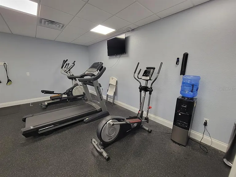 5700 Holiday Park Blvd — Photo 40
