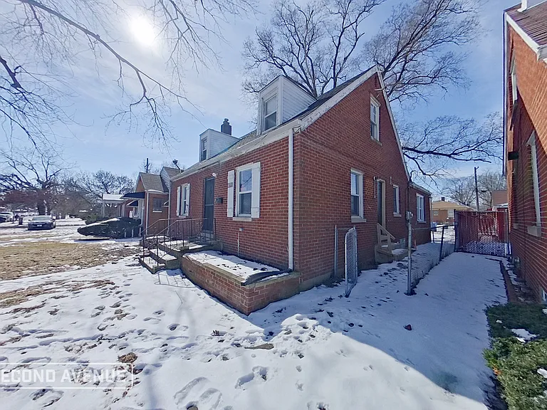 4772 Jefferson St — Photo 21