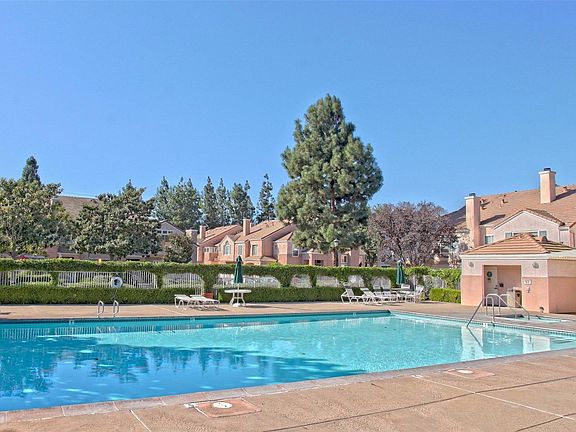 2nd image of 6965 Rodling Dr Unit C