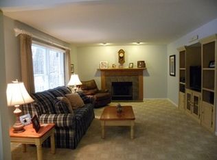 11817 Old Oaks Dr, Davisburg, MI