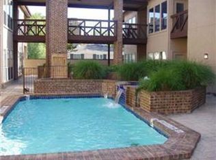 807 W 25th St APT 104, Austin, TX 78705