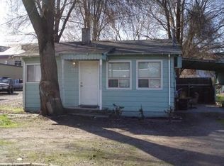 752 Lawnsdale Rd, Medford, OR 97504