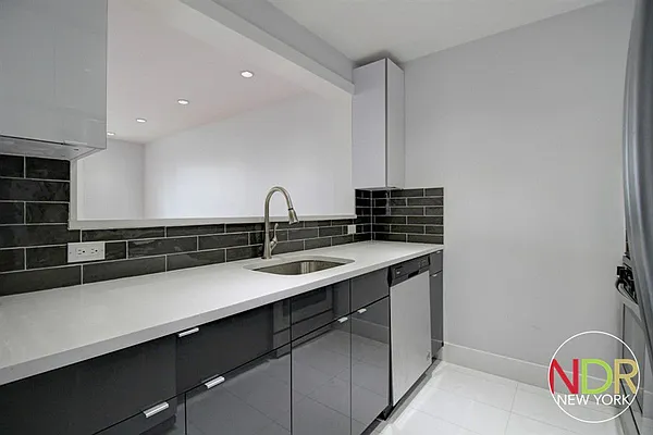 Rented by Next Door Realty NYC | media 19