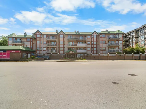 22661 Lougheed Hwy #328, Maple Ridge, BC V2X 2V4