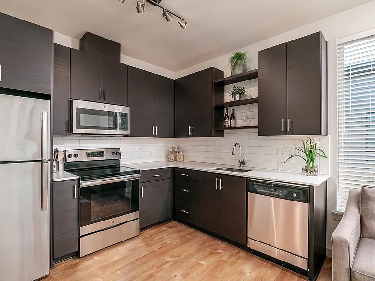 5030 SE Stephens St — Photo 40