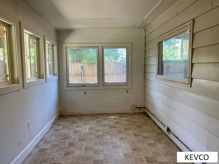 100 Kenroy Ct — Photo 8