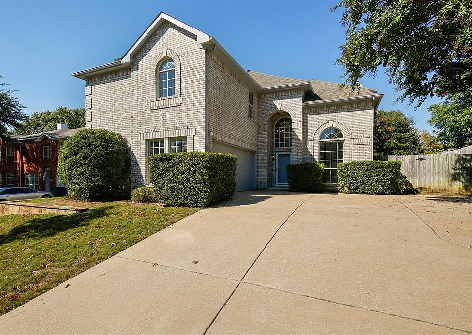 1st image of 3612 Crestcreek Ct