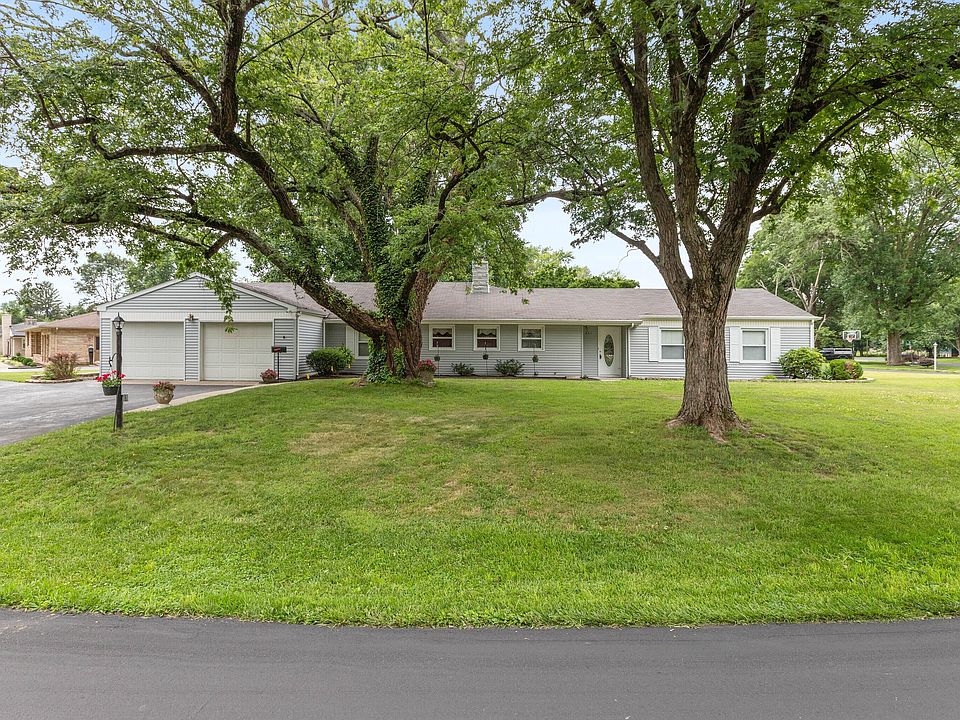 1st image of 831 North Dr