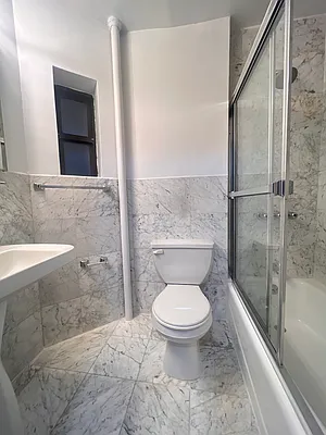 Rented by Metropolitan Property Group | media 6